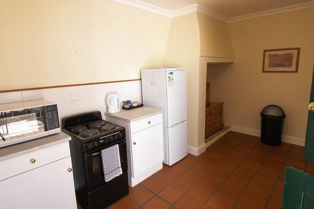Apartamento De Kothuize 7 Graaff-Reinet Exterior foto